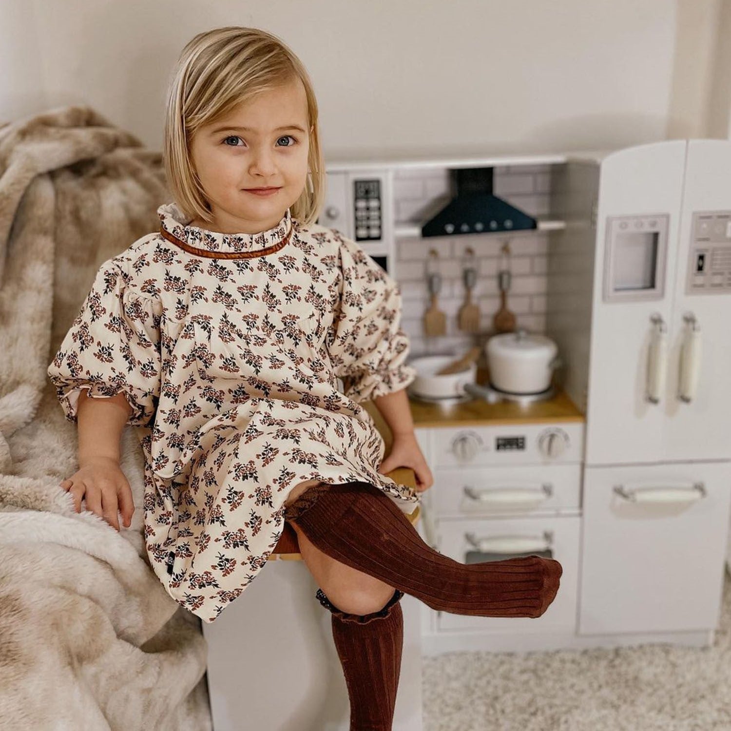 Easycomfort Cucina Giocattolo in Legno per Bambini 3-6 Anni con 14 Accessori, Forno e Lavandino, 82x65x87 cm, Bianco