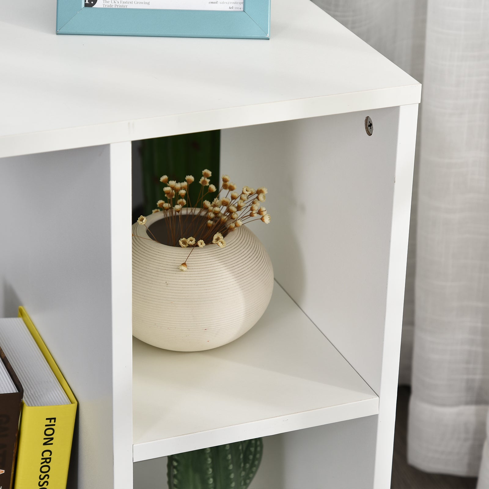 Easycomfort Tavolino da Salotto a C with 2 Ripiani Aperti e 4 Ruote Girevoli, in MDF e PE, 45x35x58 cm, white