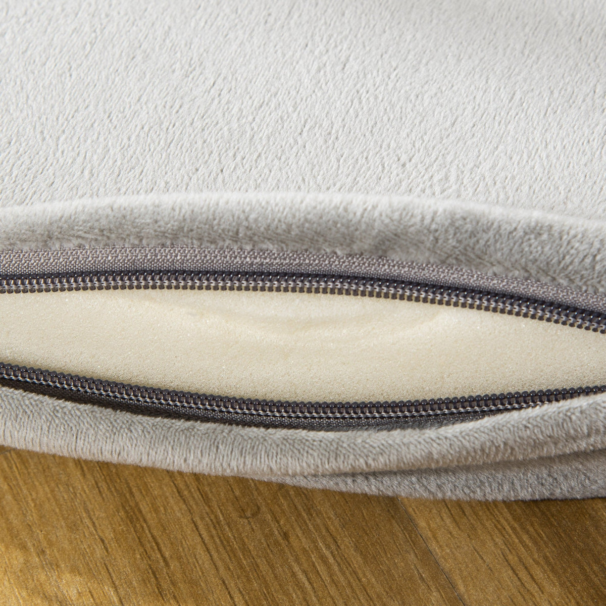 EasyComfort Round honden- en kattenmand Ø93 cm, verhoogd, wasbaar