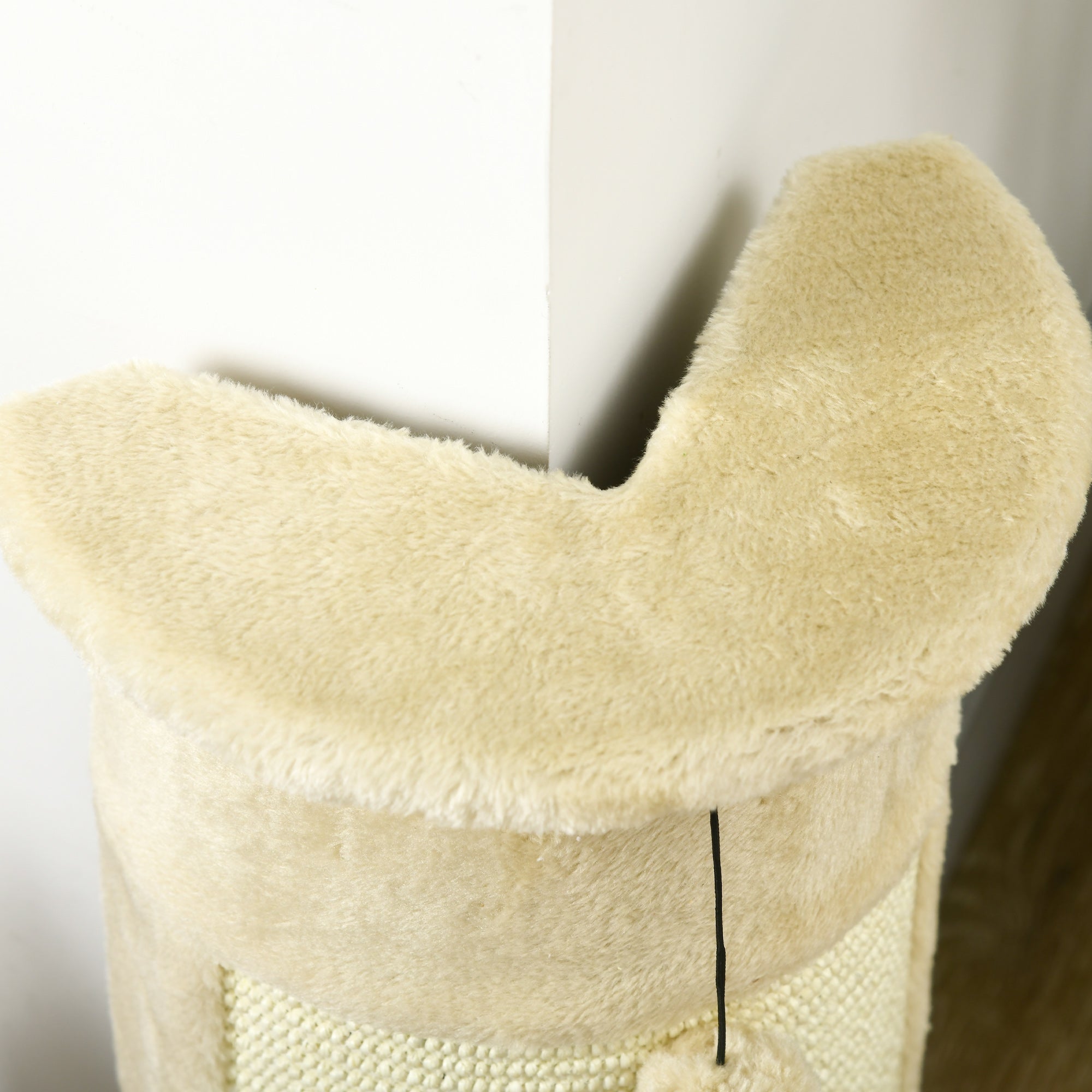 EASYCOMFORT Scratching Tree for Cats up to 5kg with 2 Sisal Balls and Plush, 34x25.5x58cm, Beige