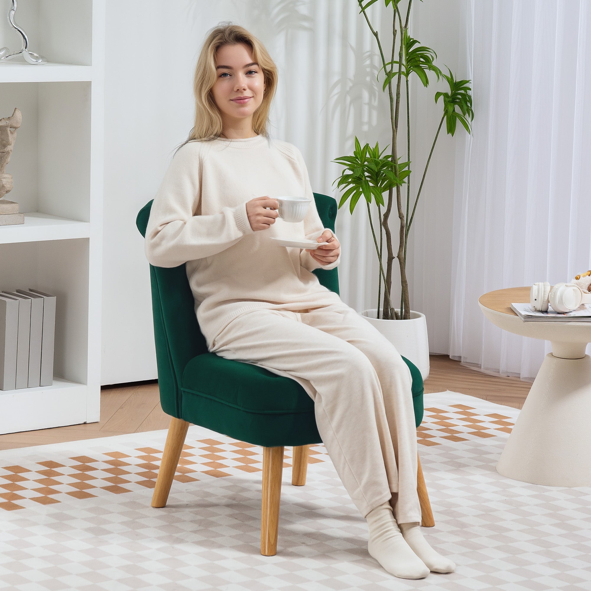 EasyComfort Poltrona per Salotto in Velluto with Seduta Imbottita e Trapuntata a Bottoni, 60x66x79 cm, Verde