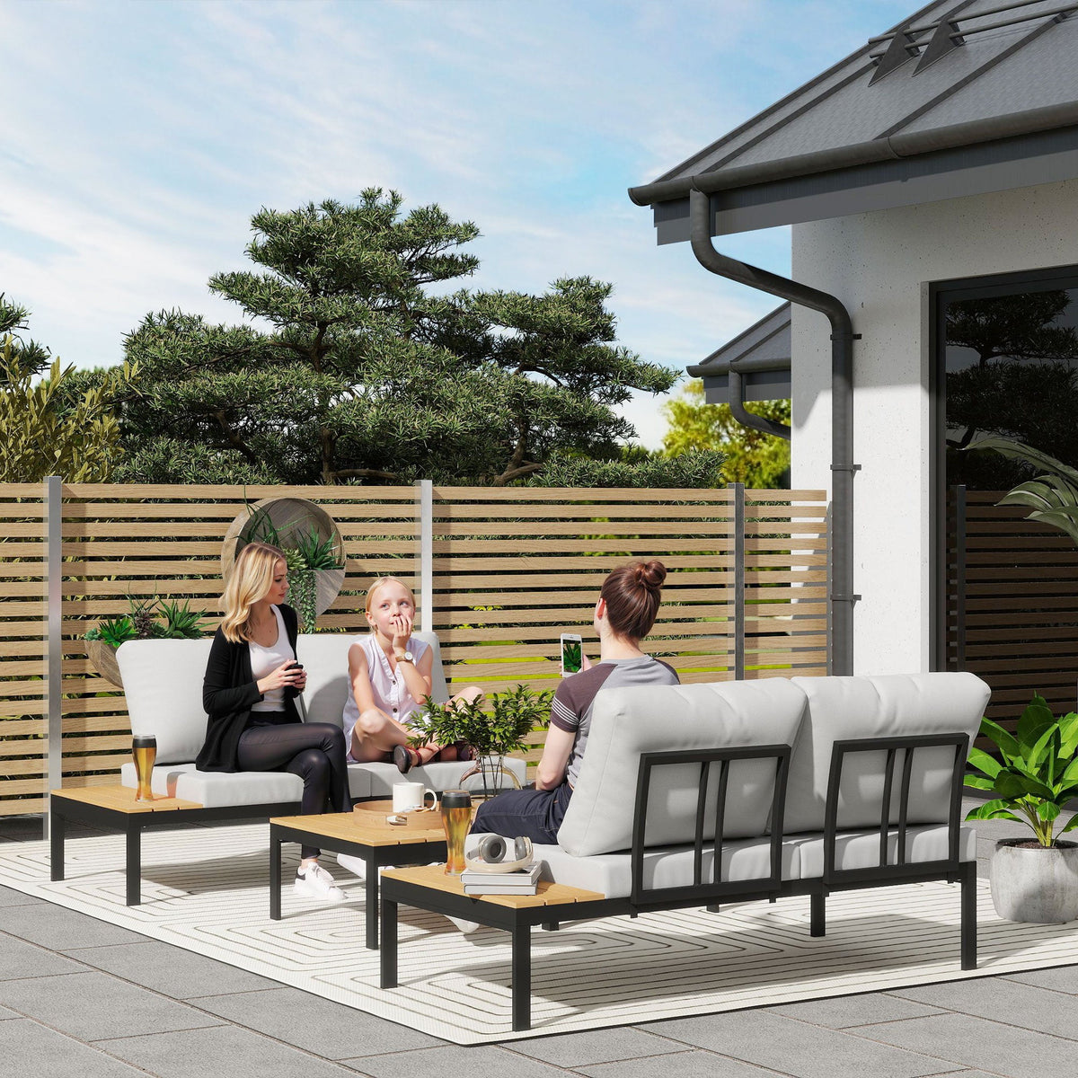 EasyComfort Tuinset 4-delig — 2 tweezitsbanken & 2 bijzettafels (teak/lichtgrijs/zwart)