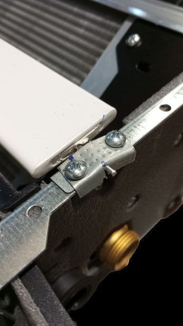 AREA OCCASIONI 2755 Ventilconvettore Fan Coil a parete Riello Design Wall 17 con telecomando 20186361 1,65 kW