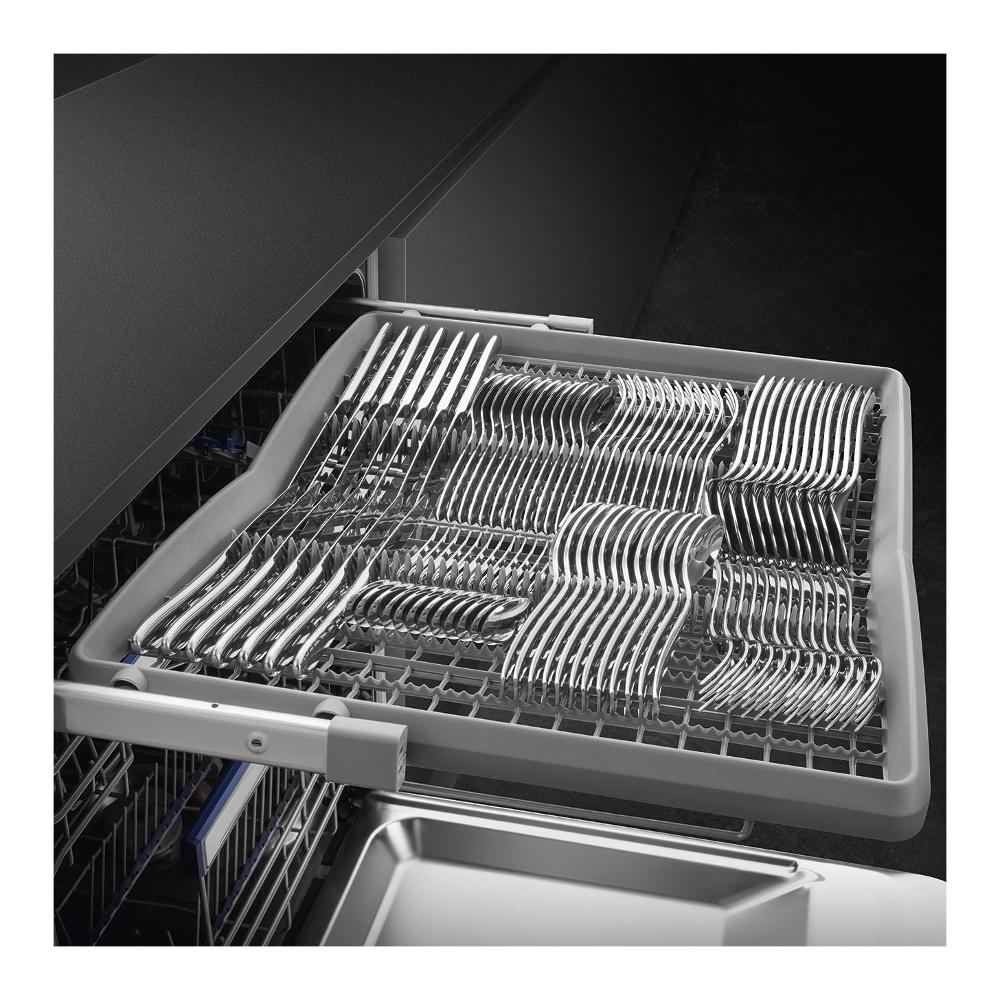 Lavastoviglie Smeg Universale LSP382CX 13 Coperti Classe C (A81,8xL59,8xP57) Inox