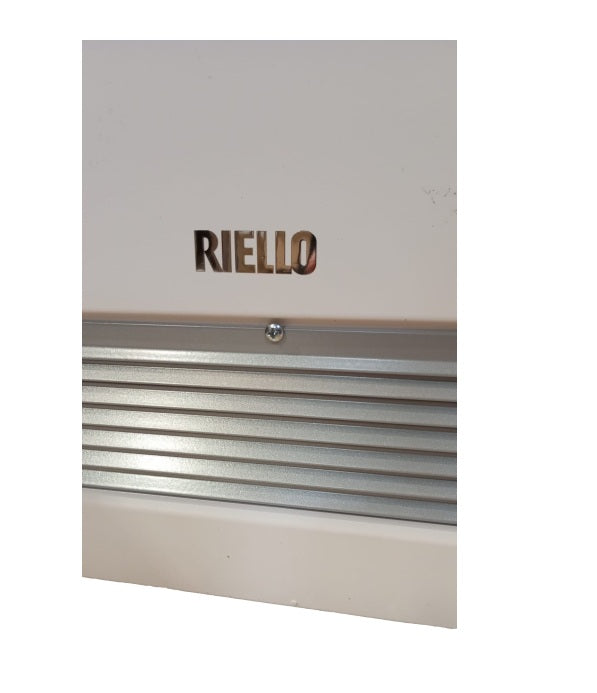 AREA OCCASIONI AO_2793 Ventilconvettore Fan Coil Riello Design Inverter 11 b con motore brushless con pannello di comando a bordo