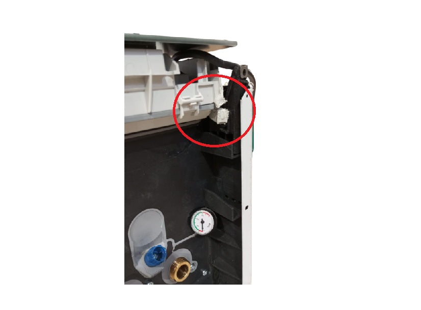 AREA OCCASIONI 2815 Caldaia a Condensazione Ariston Genus One 35 kW Metano con Kit Scarico Fumi