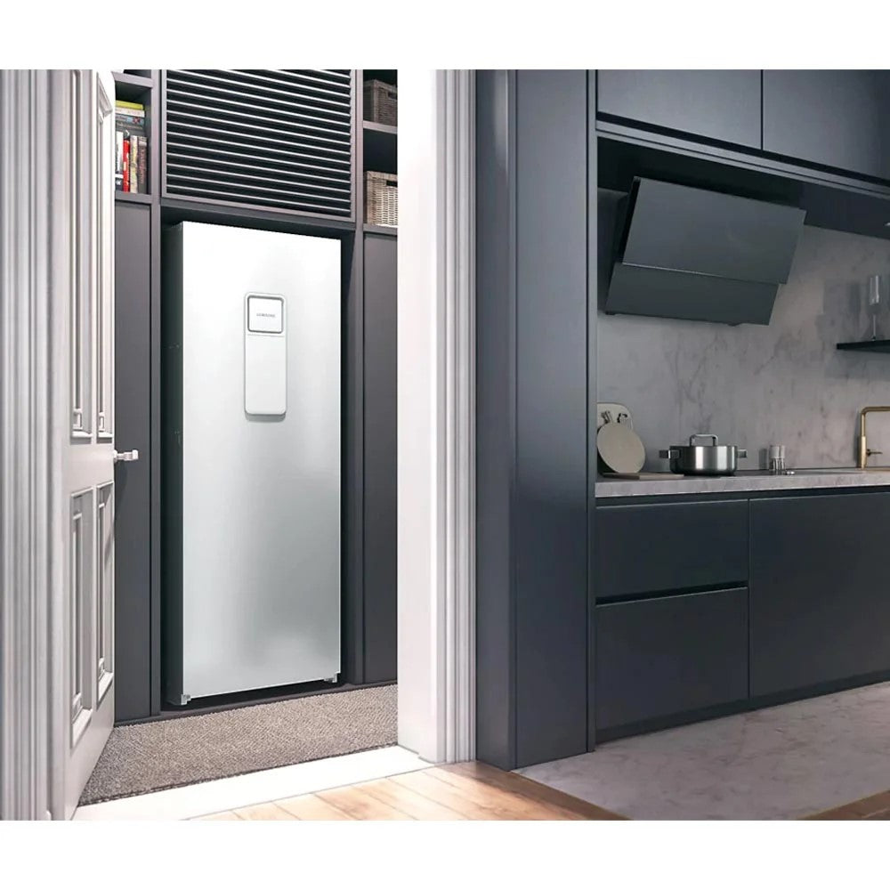 Pompa di Calore Aria-Acqua Splittata ClimateHub Samsung AE050CXYDEK/EU + Bollitore AE200CNWMEG/EU di 200 litri R290 built-in Wi-Fi with Comando Incluso