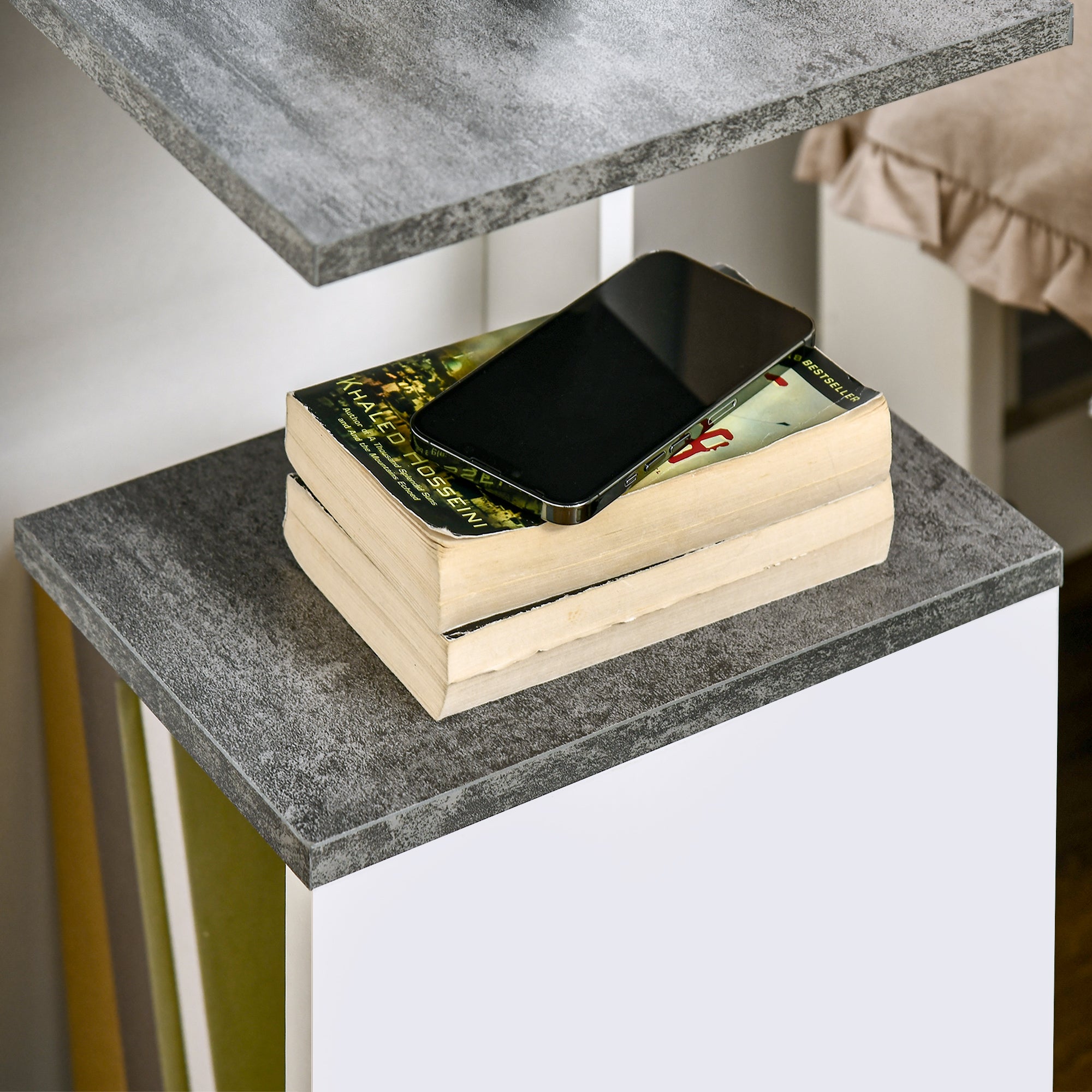 Easycomfort Comodino with Ripiano Aperto in Truciolato dal Design Irregolare, 35x29.5x60 cm, Grigio e white