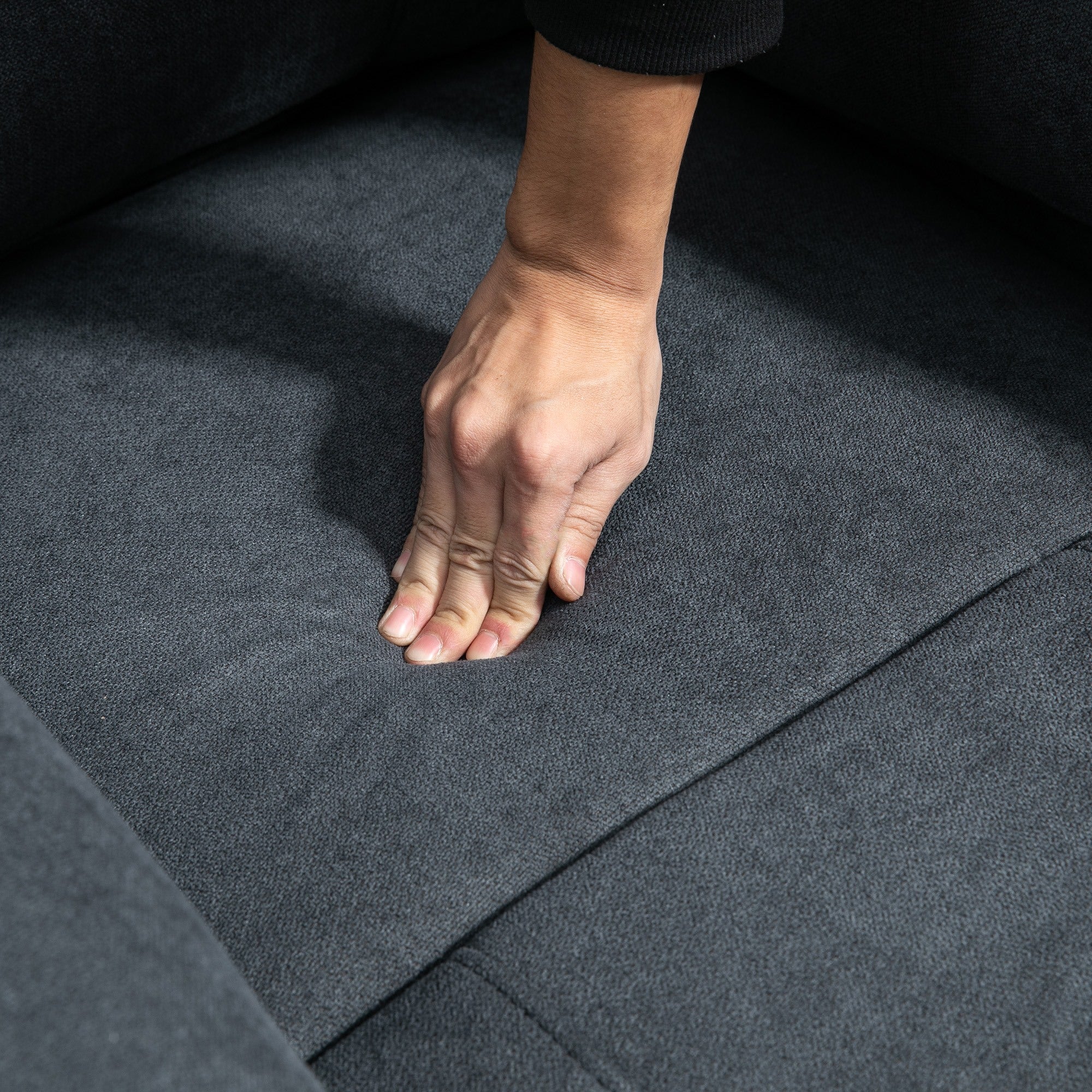 Easycomfort Poltrona Alzapersona Reclinabile fino a 135° with 8 Punti Massaggianti, Telecomando e Poggiapiedi 89x99x103 cm, Grigio