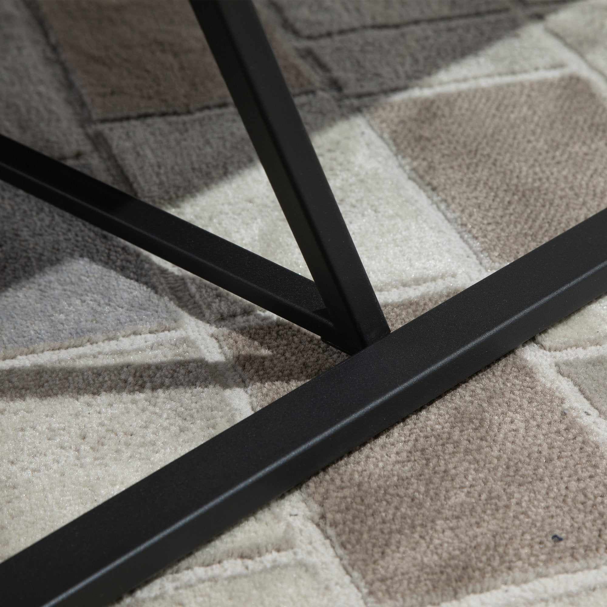 Easycomfort Poltrona Imbottita Stile Industriale Trapuntata a Bottoni, Arredamento Moderno Poltroncina da Ingresso in Metallo e PU, 75x81x78cm Marrone